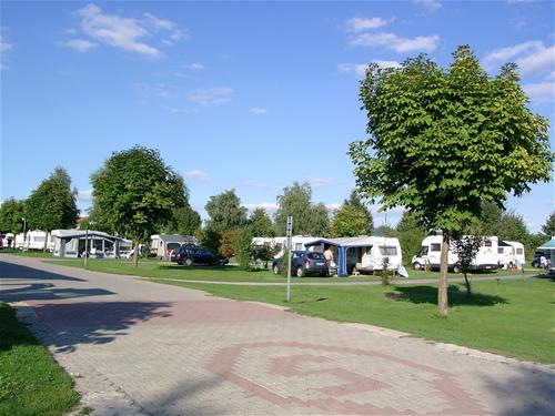Camping- & Freizeitpark LuxOase 